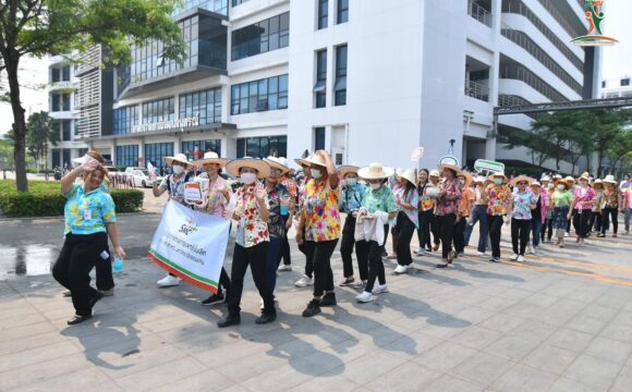 SMC ร่วมขบวนแห่งานสืบสานประเพณีสงกรานต์  “ม่วนซื่นสงกรานต์ แพทยศาสตร์สัมพันธ์ 2566”
